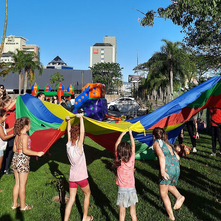 Shopping Itaguaçu promove Bailinho de Carnaval gratuito neste sábado